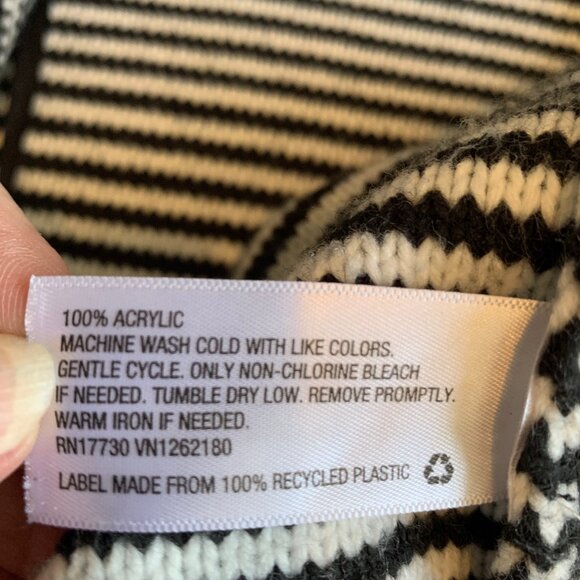 ๐ฑ 5 FOR $10.  MERONA BLACK & WHITE CARDIGAN WATERFALL SWEATER SIZE LARGE - Picture 4 of 4